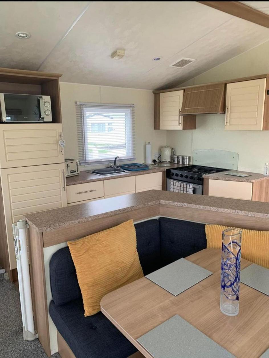 8 Berth 3 Bed Caravan Golden Palm Ml9 Чапел-Сент-Леонардс Екстер'єр фото