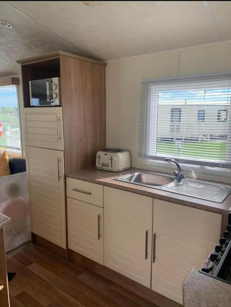 8 Berth 3 Bed Caravan Golden Palm Ml9 Чапел-Сент-Леонардс Екстер'єр фото